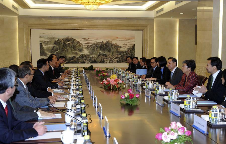 China y ASEAN profundizan asociación estratégica